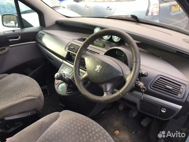 Дверь капот фара бампер Peugeot 807