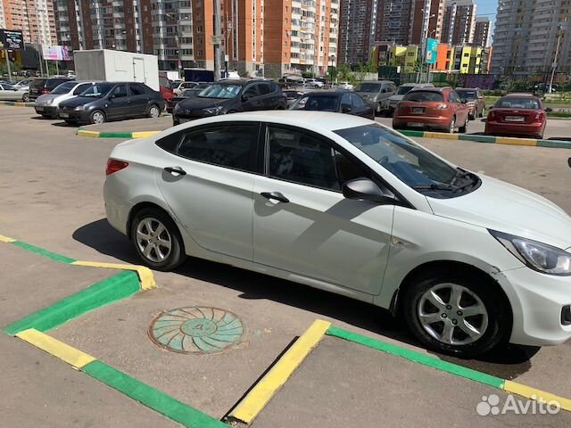 Hyundai Solaris 1.4 AT, 2012, 44 000 км