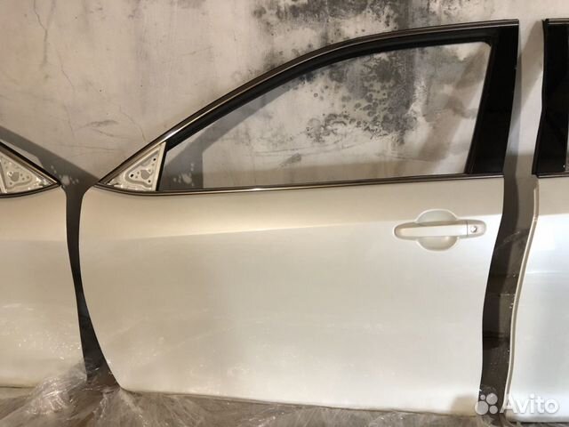 Дверь передняя левая на Toyota Camry V50 V55 (перл Дверь передняя левая на Toyota Camry V50 V55 (перл