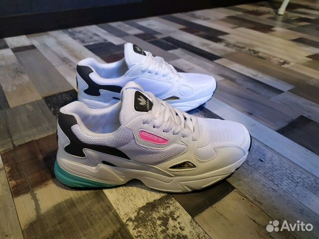 Adidas falcon Новые
