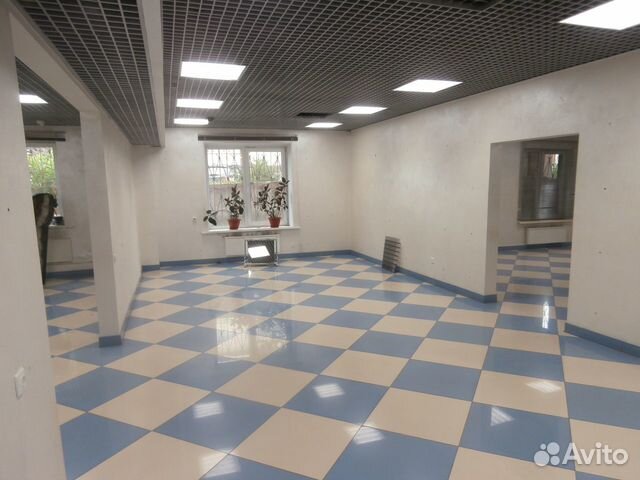 Магазин, шоу-рум, офис в центре 278 м²
