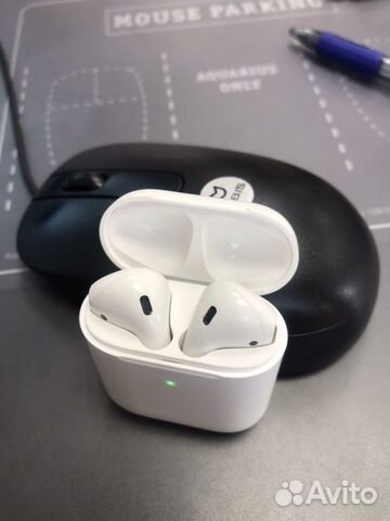 AirPods