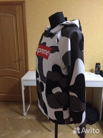 Свитшот Худи Supreme. Кепка в подарок Свитшот Худи Supreme. Кепка в подарок