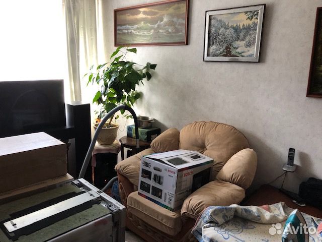 Угловой диван-кровать и кресло