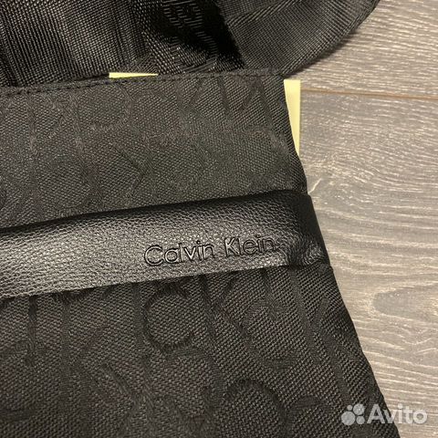 Сумка на плечо Calvin Klein