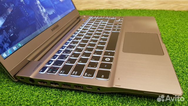 SAMSUNG 700z с подсветкой клавиатуры i5 3.2Ghz/6GB SAMSUNG 700z с подсветкой клавиатуры i5 3.2Ghz/6GB