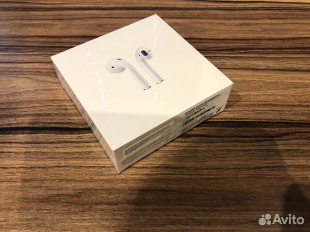 AirPods 2 с проводной и беспроводной зарядкой