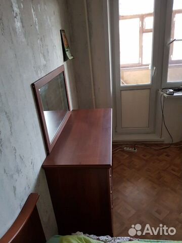 Продаю комод с зеркалом в отличном состоянии Продаю комод с зеркалом в отличном состоянии