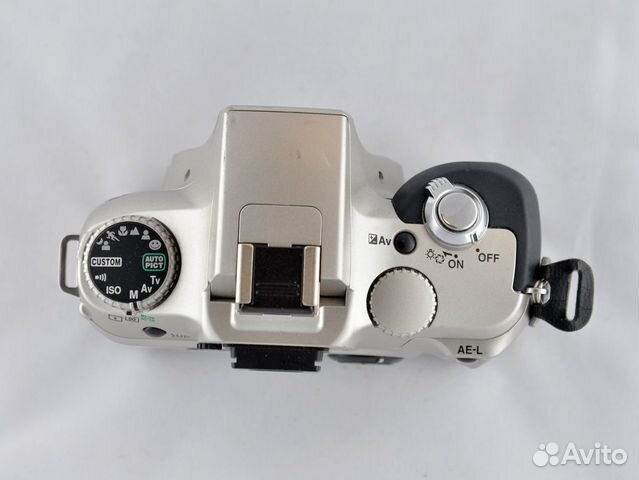 Пленочная зеркалка Pentax ist