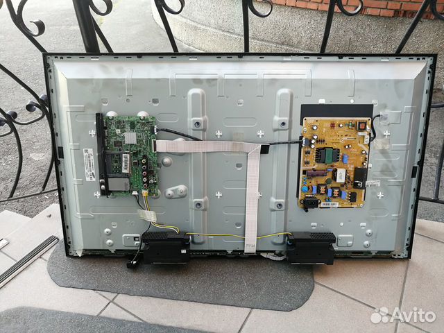Телевизор samsung UE40J5000 (Разбор)(По запчастям)