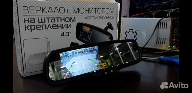 Зеркало с монитором Toyota штатное 4,3 дюйма Зеркало с монитором Toyota штатное 4,3 дюйма