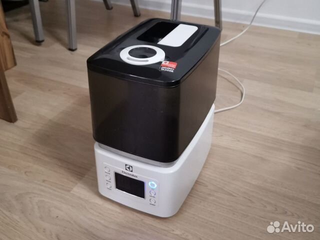 Ультразвуковой увлажнитель Electrolux EHU-3515D Ультразвуковой увлажнитель Electrolux EHU-3515D