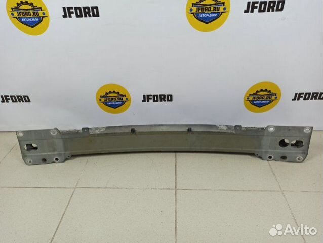 Усилитель бампера передний Volvo Xc70 2008