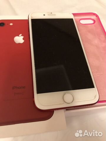 Телефон iPhone 7 red 128gb