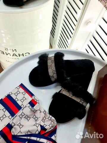 Новые меховые домашние тапочки Gucci Гуччи Новые меховые домашние тапочки Gucci Гуччи