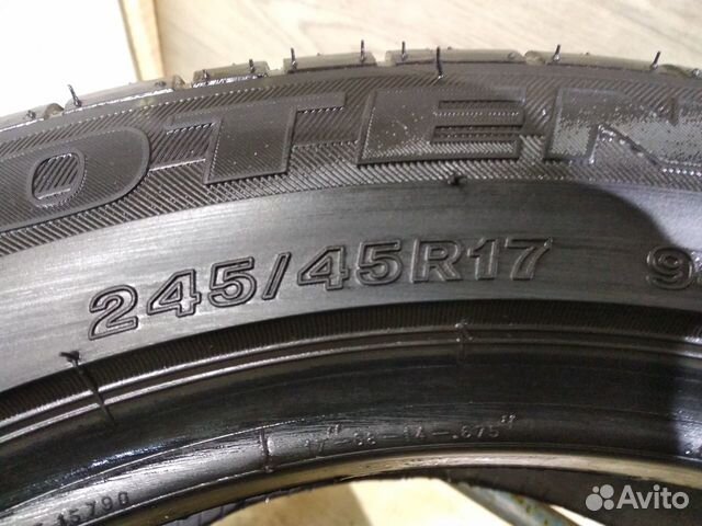Bridgestone Potenza Re050a (2 шт) 245/45 R17