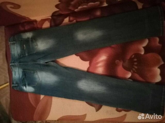 Джинсы женские Джинсы женские