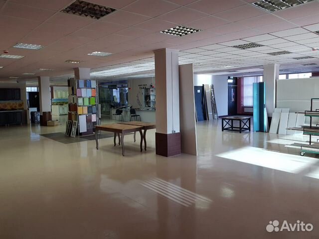 Торговое помещение, 800 м²