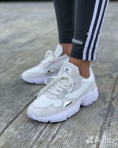 Кроссовки Adidas Falcon Кроссовки Adidas Falcon