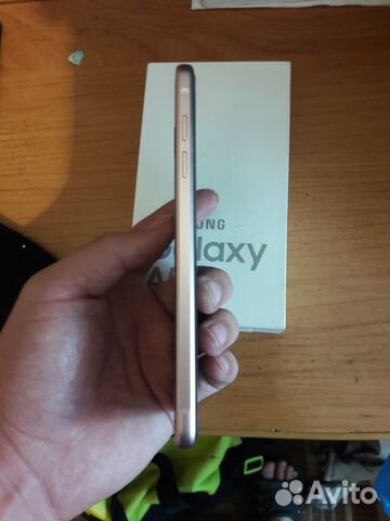 Телефон SAMSUNG Galaxy A5 (2016) Телефон SAMSUNG Galaxy A5 (2016)