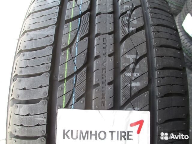255 50 R20 Kumho Crugen Premium KL33