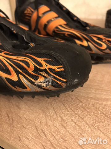 Бутсы беговые