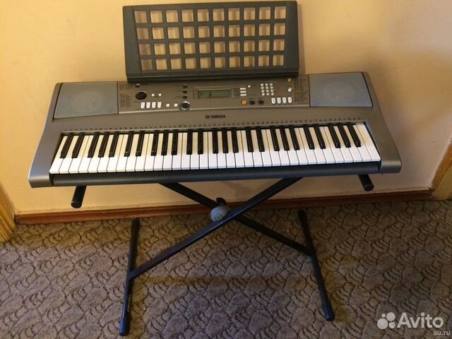 Синтезатор yamaha PSR-R300 Синтезатор yamaha PSR-R300