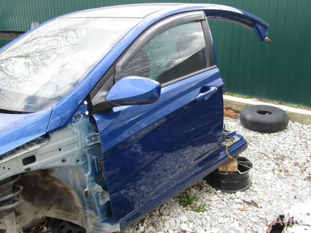 Дверь передняя левая Hyundai Solaris 2010) Дверь передняя левая Hyundai Solaris 2010)