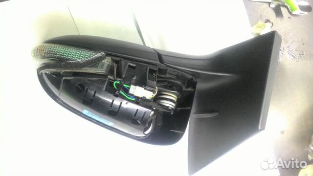 Зеркало наружнее левое Auris Зеркало наружнее левое Auris