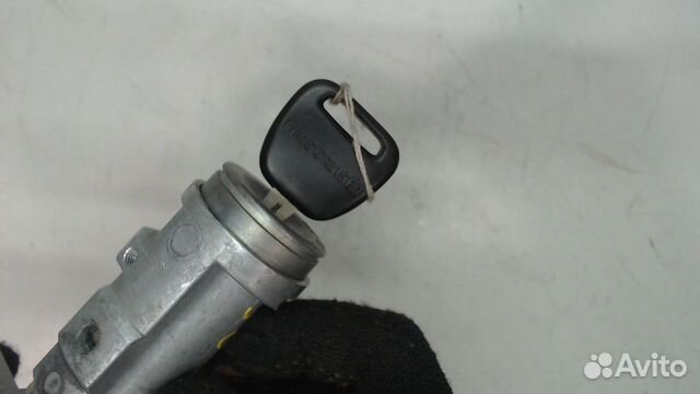 Замок зажигания Toyota Land Cruiser (80) , 1996 Замок зажигания Toyota Land Cruiser (80) , 1996