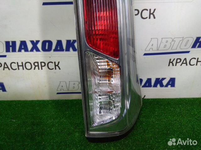 Фонарь задний задний правый Nissan Serena C26