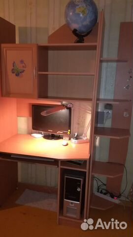 Стол компьютерный, уголок школьника