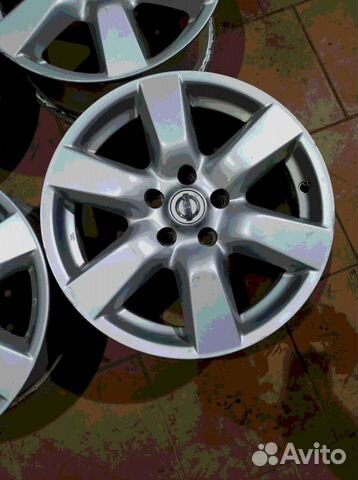 Диски бу оригинал R17 LU на Nissan