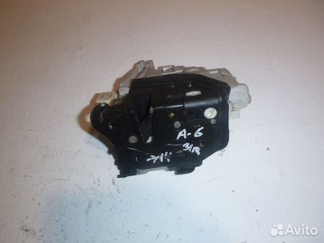 Замок двери задней правой audi A6 (C7,4G) 2011