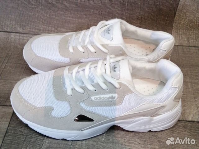 Кроссовки Adidas Кроссовки Adidas