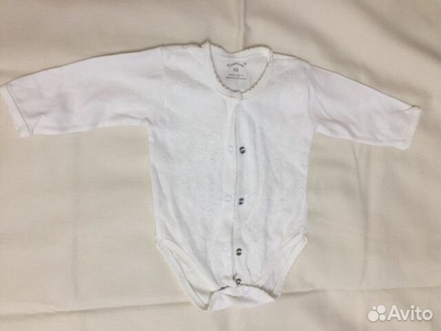 Кружевное боди, ползунки с юбочкой и болеро Кружевное боди, ползунки с юбочкой и болеро