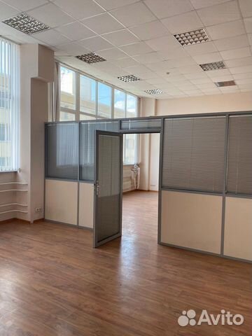 Офисное помещение, 317.4 м²