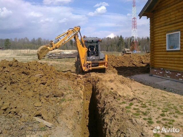 Аренда услуги Трактора,Экскаватора-погрузчика 3в1 Аренда услуги Трактора,Экскаватора-погрузчика 3в1
