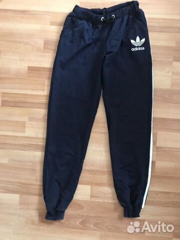 Спортивный костюм Спортивный костюм