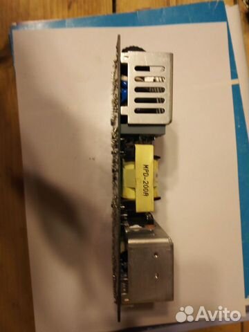 Блок питания 5В/24А, 12В/9.6А Mean Well MPD-200A Блок питания 5В/24А, 12В/9.6А Mean Well MPD-200A