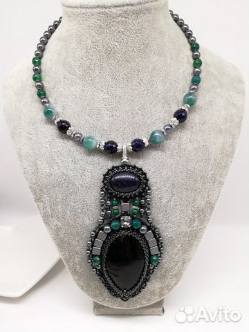 Колье с кулоном ручной работы