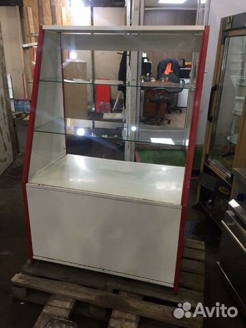 Торговый прилавок, витрина горка