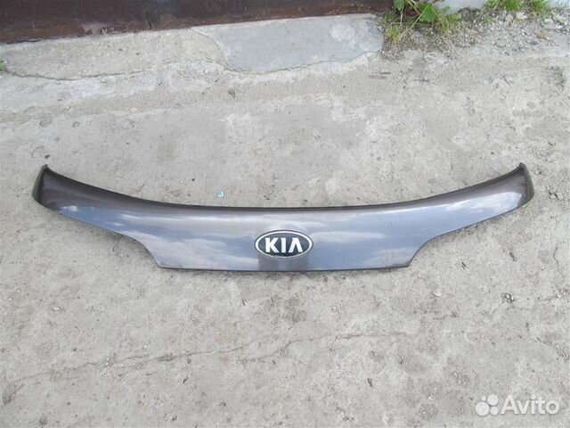 Накладка двери багажника Kia Sorento XM c 2009 Накладка двери багажника Kia Sorento XM c 2009