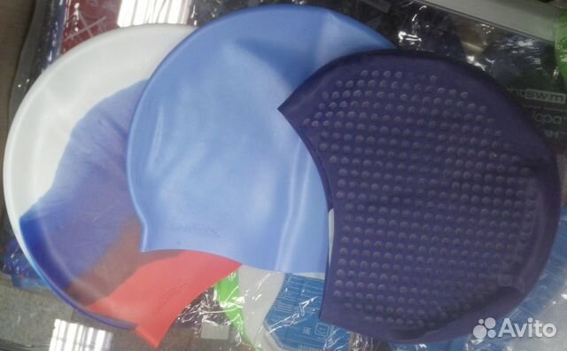 Шапочка и очки для плавания