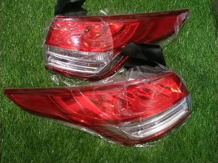 Фонарь Форд Куга 2 задний внешний