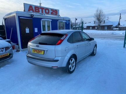 Ford Focus 1.6 МТ, 2008, 120 000 км