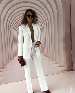 Пошив и ремонт женской одежды