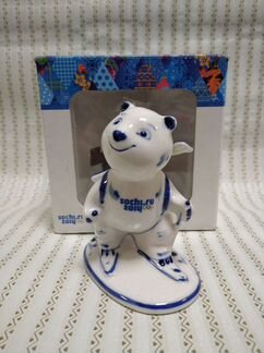 Статуэтка медведь биатлонист фарфор Гжель Сочи 201