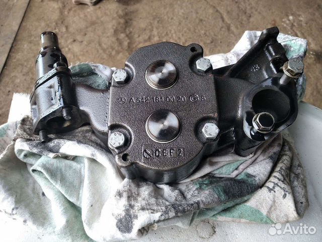 Насос масляный mercedes axor OM457/460LA б/у