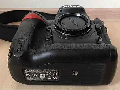 Nikon D3s body (пробег 19600 кадров)